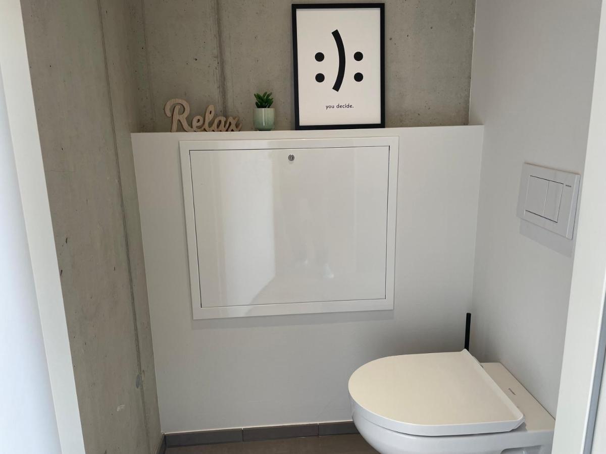 *Brandnew* Modernes Apartment In Den Weinbergen Mit Pool Und Sauna Spielfeld Zewnętrze zdjęcie